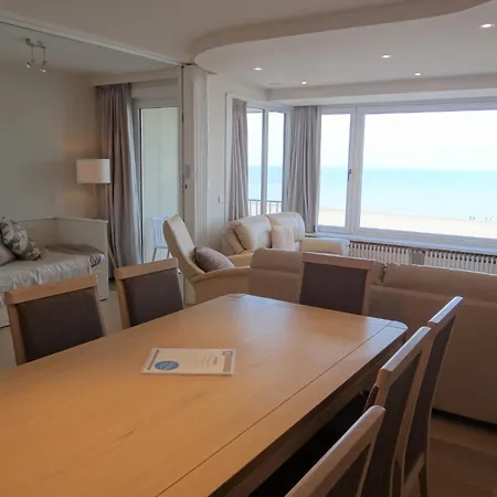 In For 6 Persons, Cleaning Included Nieuwpoort